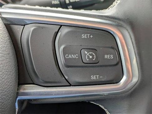 Certified 2022 Jeep Wrangler Unlimited Sahara image 28