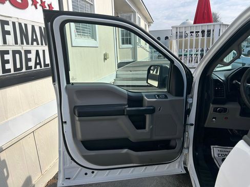 Used 2016 Ford F150 XL w/ Equipment Group 101A Mid image 7