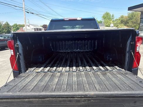 Used 2021 Chevrolet Silverado 1500 Custom Trail Boss AWD/4WD image 9