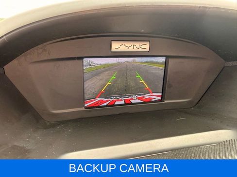 Used 2017 Ford Escape SE AWD/4WD image 3