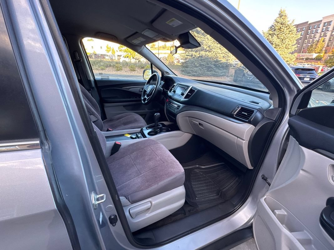 Used 2019 Honda Pilot LX image 17