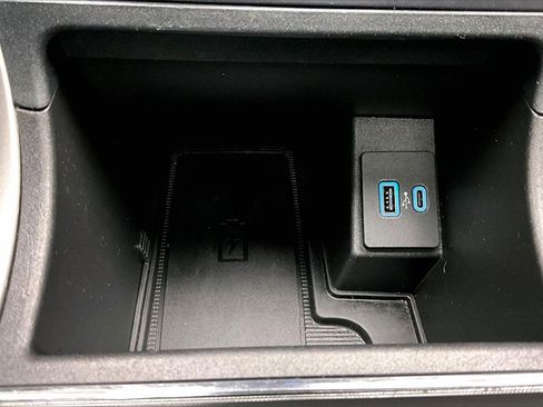 Certified 2022 Ford Edge ST-Line image 32