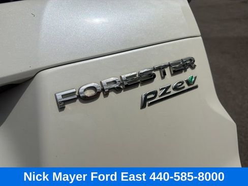 Used 2016 Subaru Forester 2.5i Premium w/ Popular Package #2 AWD/4WD image 18