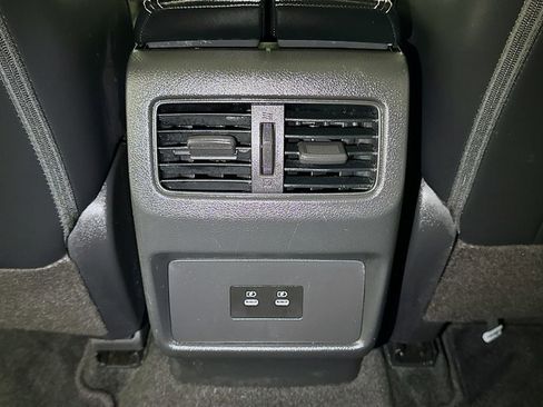 Used 2025 Nissan Rogue SV w/ SV Premium Package image 23