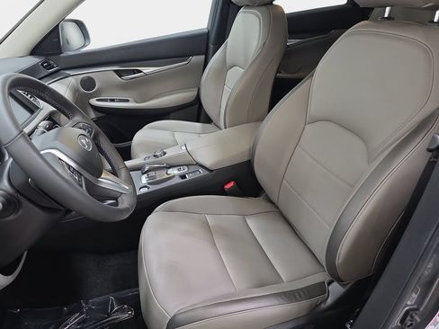 Certified 2025 INFINITI QX50 Luxe AWD/4WD image 12