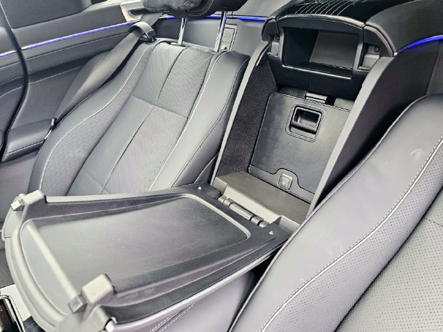 Certified 2023 Mercedes-Benz Maybach GLS 600 4MATIC image 28