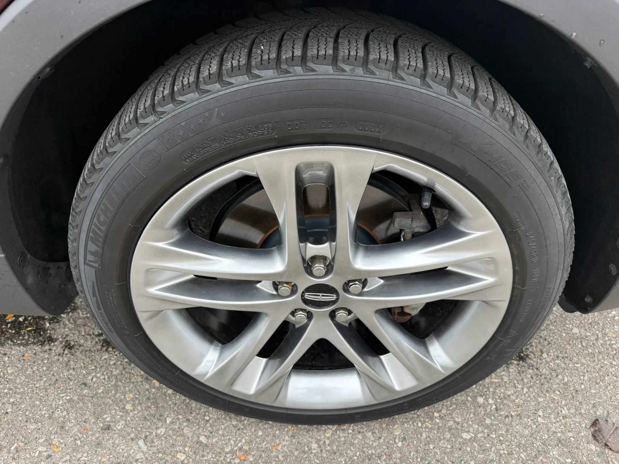 Used 2018 Lincoln MKC Reserve w/ Lincoln MKC Climate Package AWD/4WD image 12