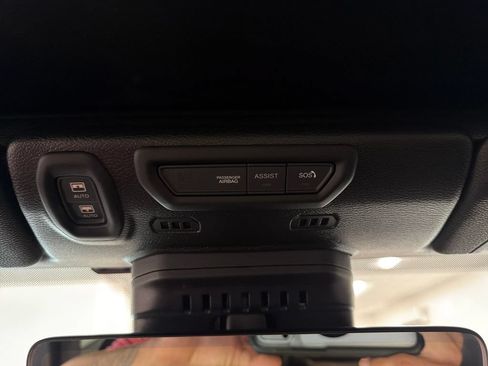 Used 2021 Jeep Wrangler Unlimited Sahara AWD/4WD image 17