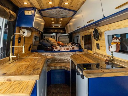 Used 2021 Mercedes-Benz Sprinter 2500 image 48