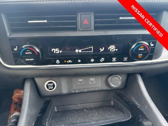 Certified 2023 Nissan Rogue SV w/ SV Premium B Package AWD/4WD image 15