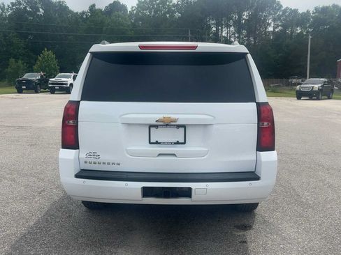 Used 2020 Chevrolet Suburban LT RWD image 12
