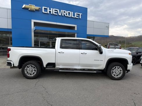 Used 2020 Chevrolet Silverado 3500 High Country w/ Z71 Off-Road Package image 3