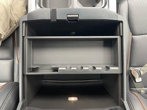 New 2025 Ford F350 Lariat w/ Chrome Package image 39