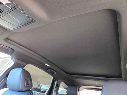 New 2025 Acura RDX SH-AWD image 13