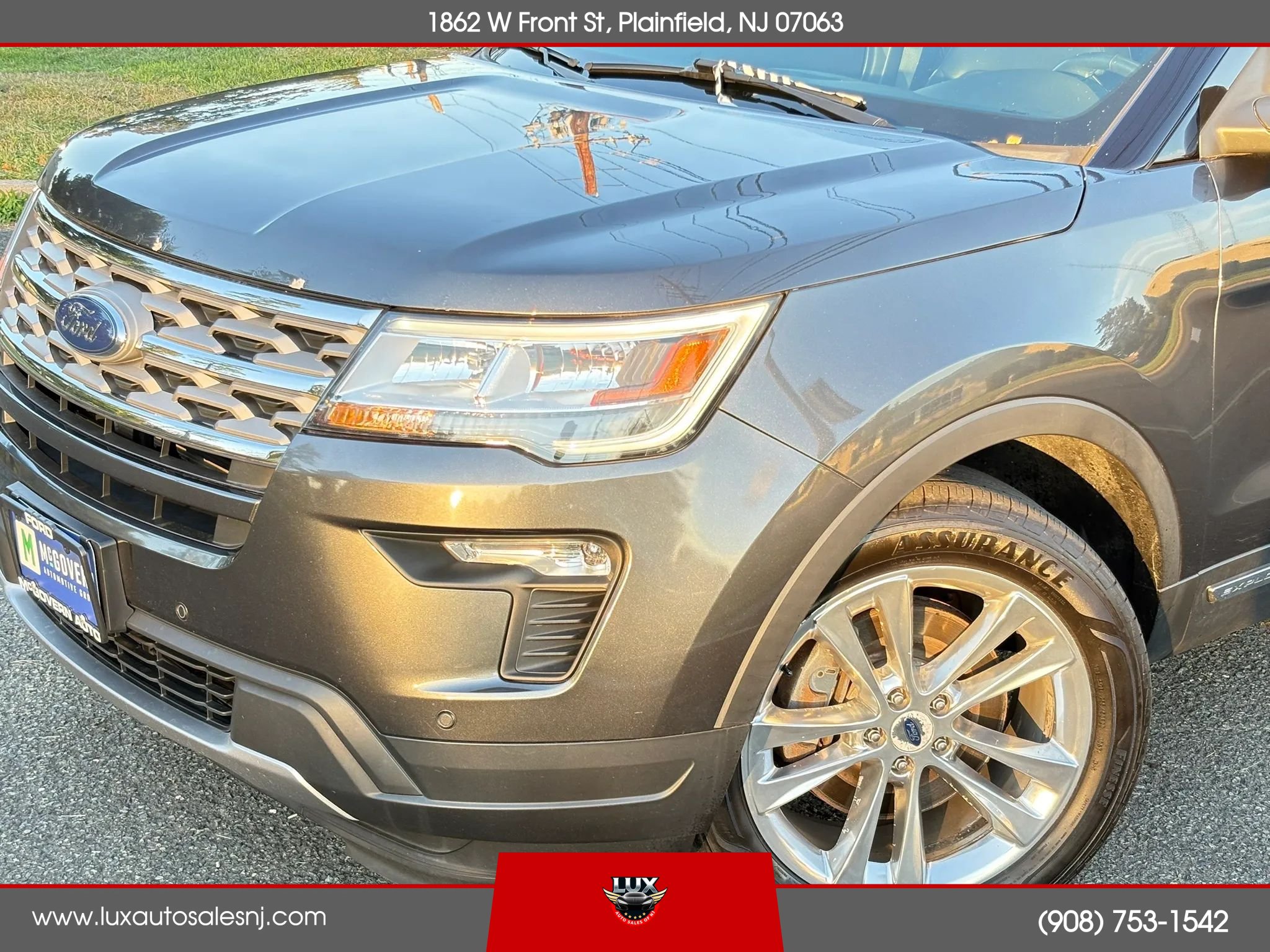 Used 2018 Ford Explorer XLT w/ Equipment Group 202A AWD/4WD image 14