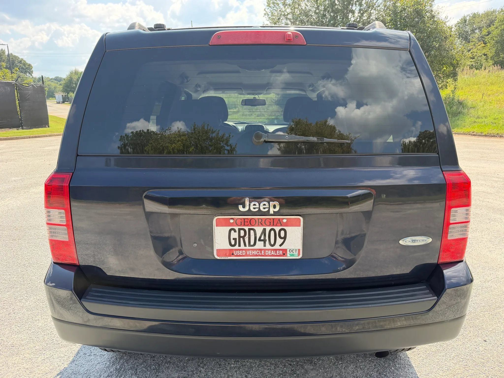 Used 2011 Jeep Patriot Latitude FWD image 4