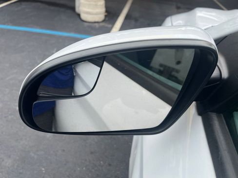 Used 2021 Hyundai Kona SE FWD image 15