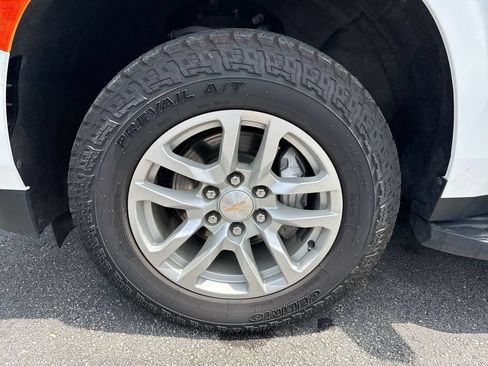 Used 2024 Chevrolet Tahoe LT AWD/4WD image 6