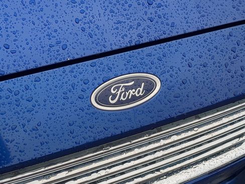 Used 2015 Ford Fusion SE w/ Equipment Group 202A image 16