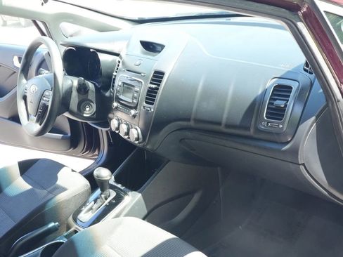 Used 2018 Kia Forte LX FWD image 15
