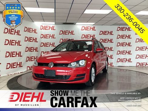 Used 2015 Volkswagen Golf S FWD image 3