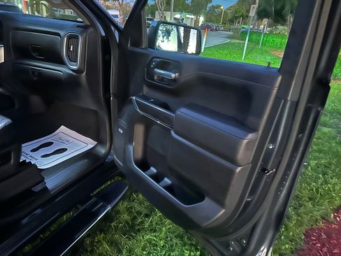 Used 2019 Chevrolet Silverado 1500 LTZ w/ LTZ Plus Package image 38