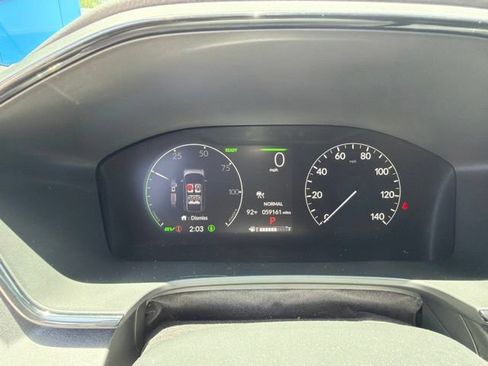 Used 2023 Honda CR-V Sport image 17