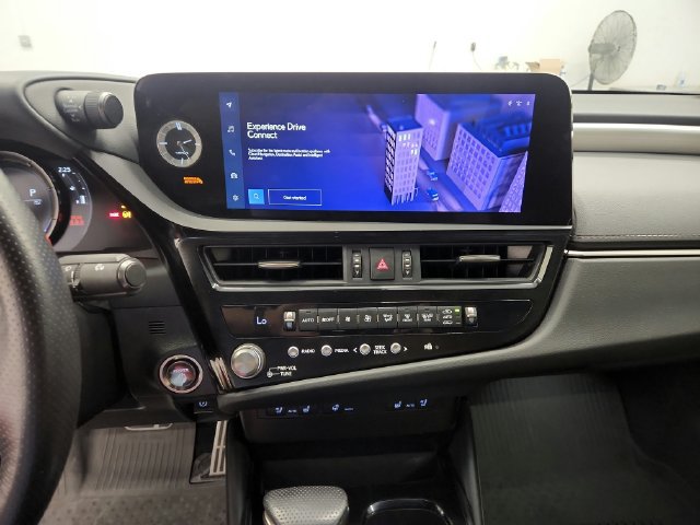 Used 2023 Lexus ES 300h F Sport FWD image 34