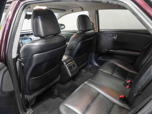 Used 2016 Toyota Avalon XLE FWD image 18
