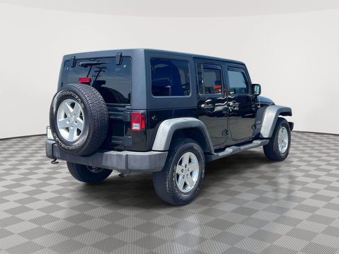 Used 2015 Jeep Wrangler Unlimited Sport w/ Quick Order Package 24S AWD/4WD image 5