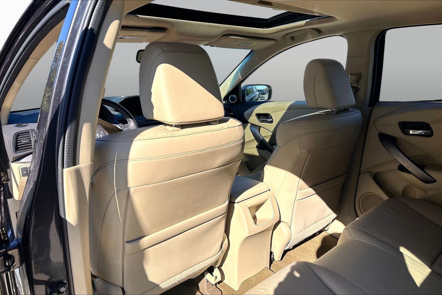 Used 2015 Acura RDX w/ Technology Package AWD/4WD image 22