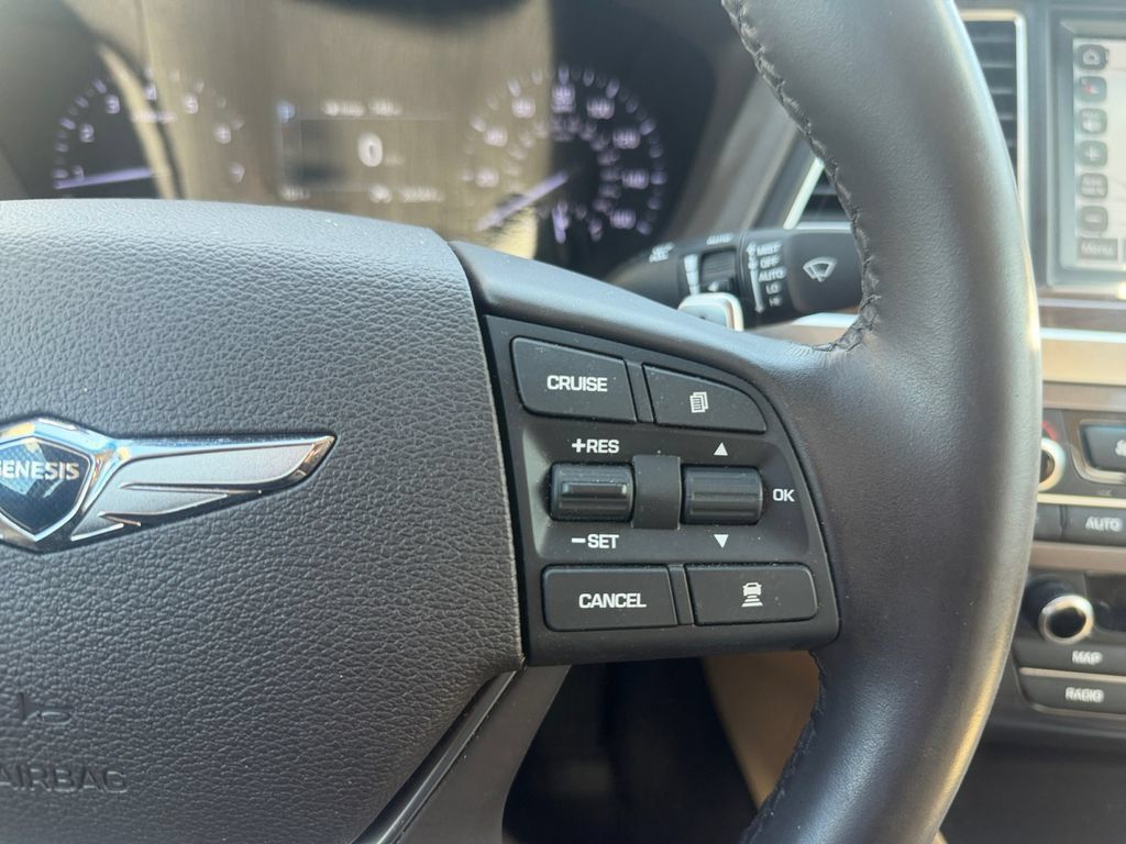 Used 2020 Genesis G80 3.8 RWD image 21