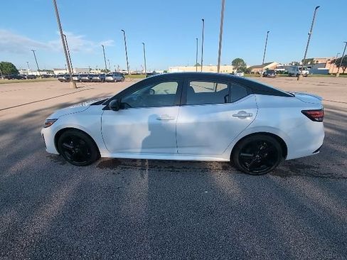 Used 2024 Nissan Sentra SR FWD image 10