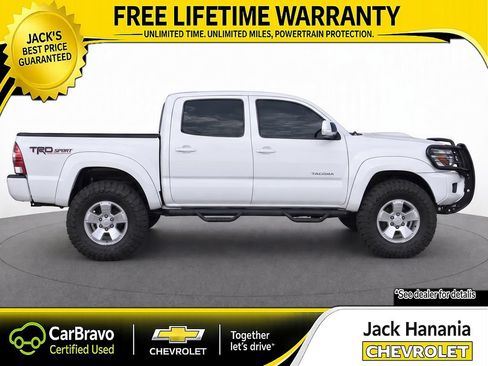 Used 2015 Toyota Tacoma 4x4 Double Cab w/ TRD Sport Package image 8