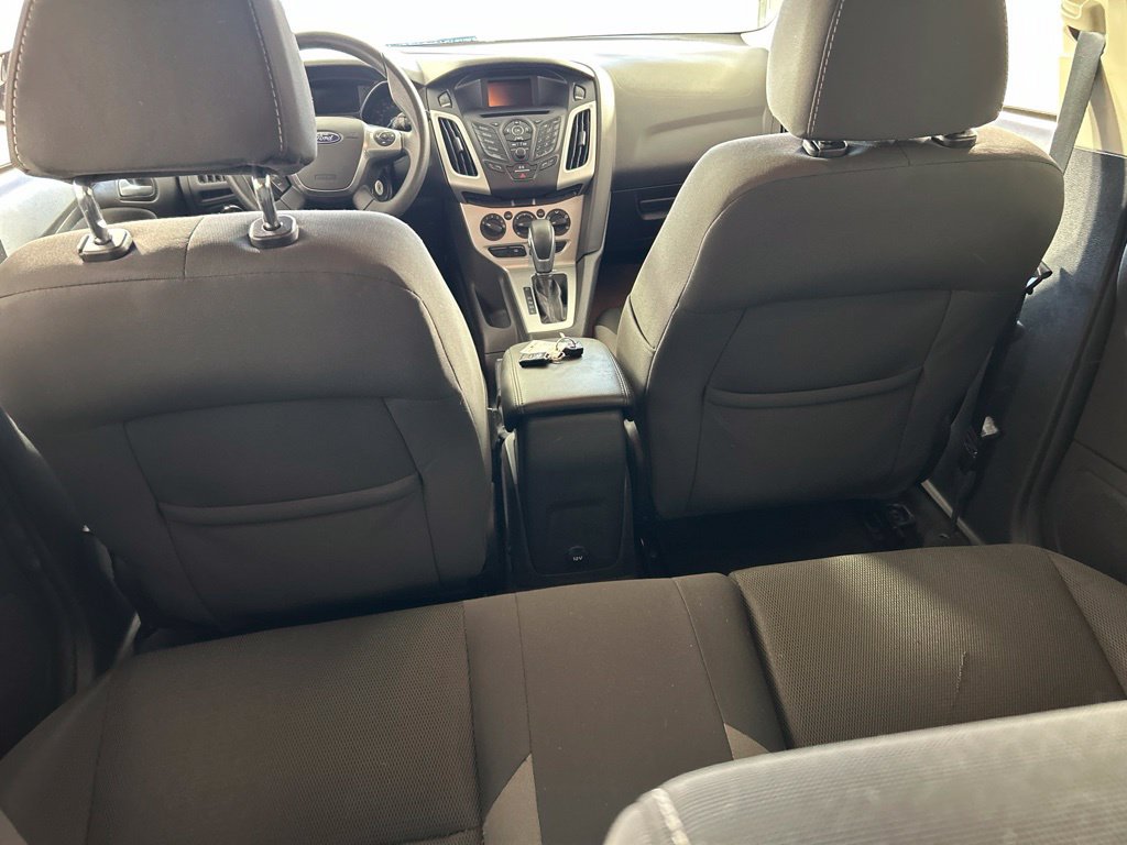 Used 2014 Ford Focus SE FWD image 24