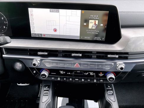 Used 2024 Kia Telluride SX Prestige X-Line image 9