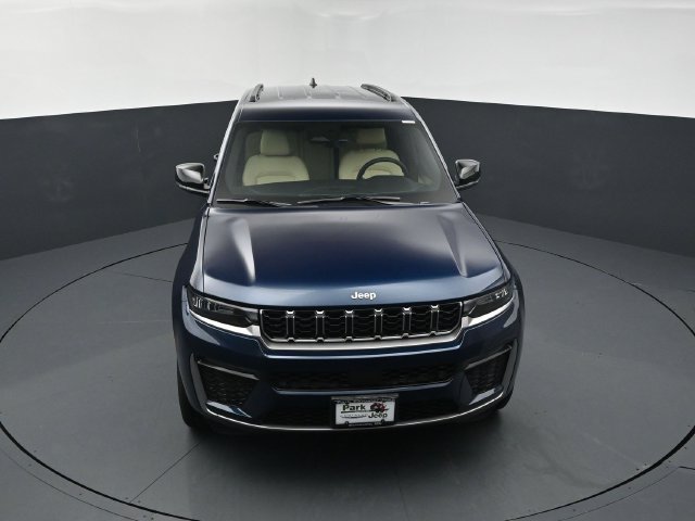 New 2026 Jeep Grand Cherokee Limited AWD/4WD image 13