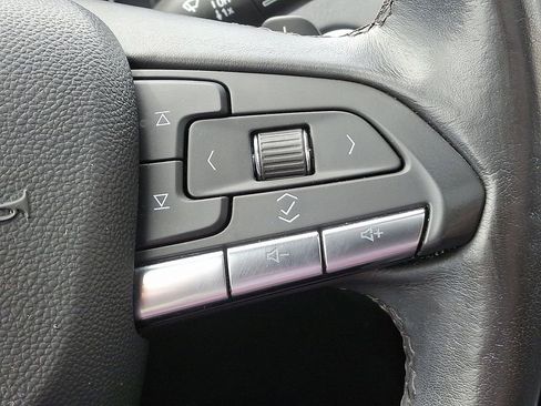 Used 2021 Cadillac XT4 Premium Luxury w/ Technology Package image 23