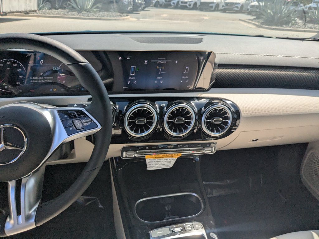 Certified 2026 Mercedes-Benz CLA 250 image 3