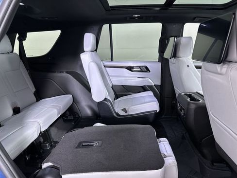 New 2025 Chevrolet Tahoe Premier AWD/4WD image 28