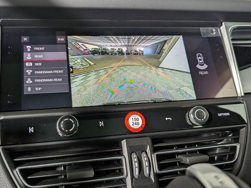 New 2026 Porsche Macan image 31