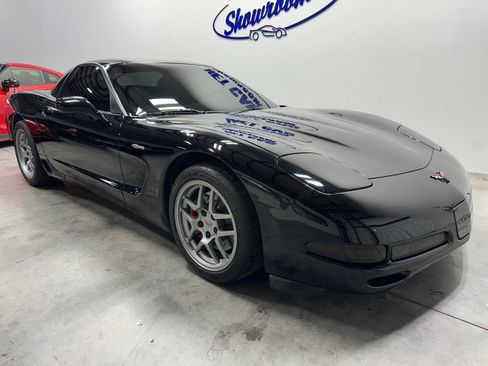 Used 2001 Chevrolet Corvette Z06 RWD image 6