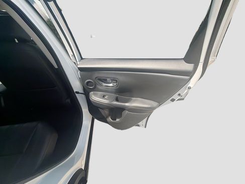Used 2024 Honda HR-V EX-L image 29