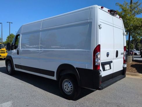 Used 2025 RAM ProMaster 2500 w/ Safety Group FWD image 7