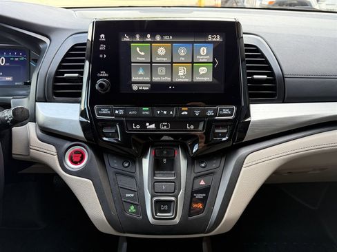 Used 2018 Honda Odyssey EX-L image 25