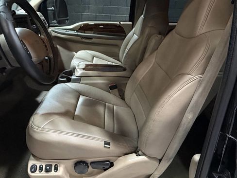 Used 2001 Ford Excursion Limited image 69