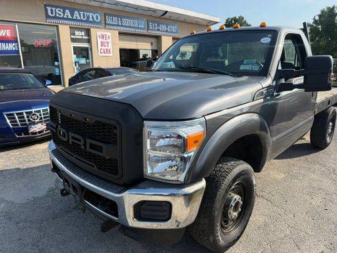 Used 2014 Ford F250 XL w/ Power Equipment Group AWD/4WD image 2