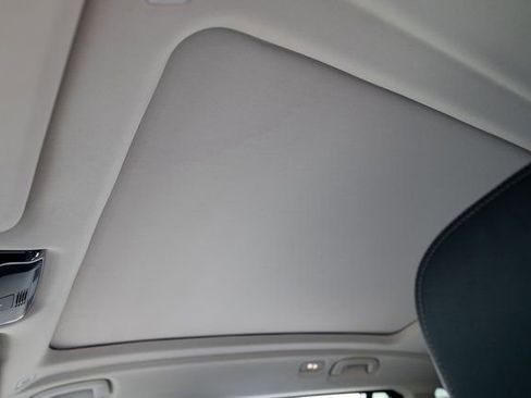 Used 2022 BMW X7 xDrive40i w/ Premium Package image 21