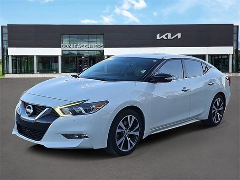 Used 2017 Nissan Maxima 3.5 SV image 2