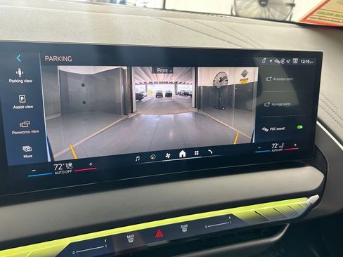 Used 2025 BMW X3 xDrive30i AWD/4WD image 30